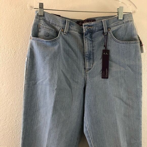 Gloria Vanderbilt Amanda classic fit tapered leg size 10 - Picture 3 of 6